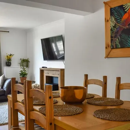 The Hideaway - Spacious 3 Bedroom Truro